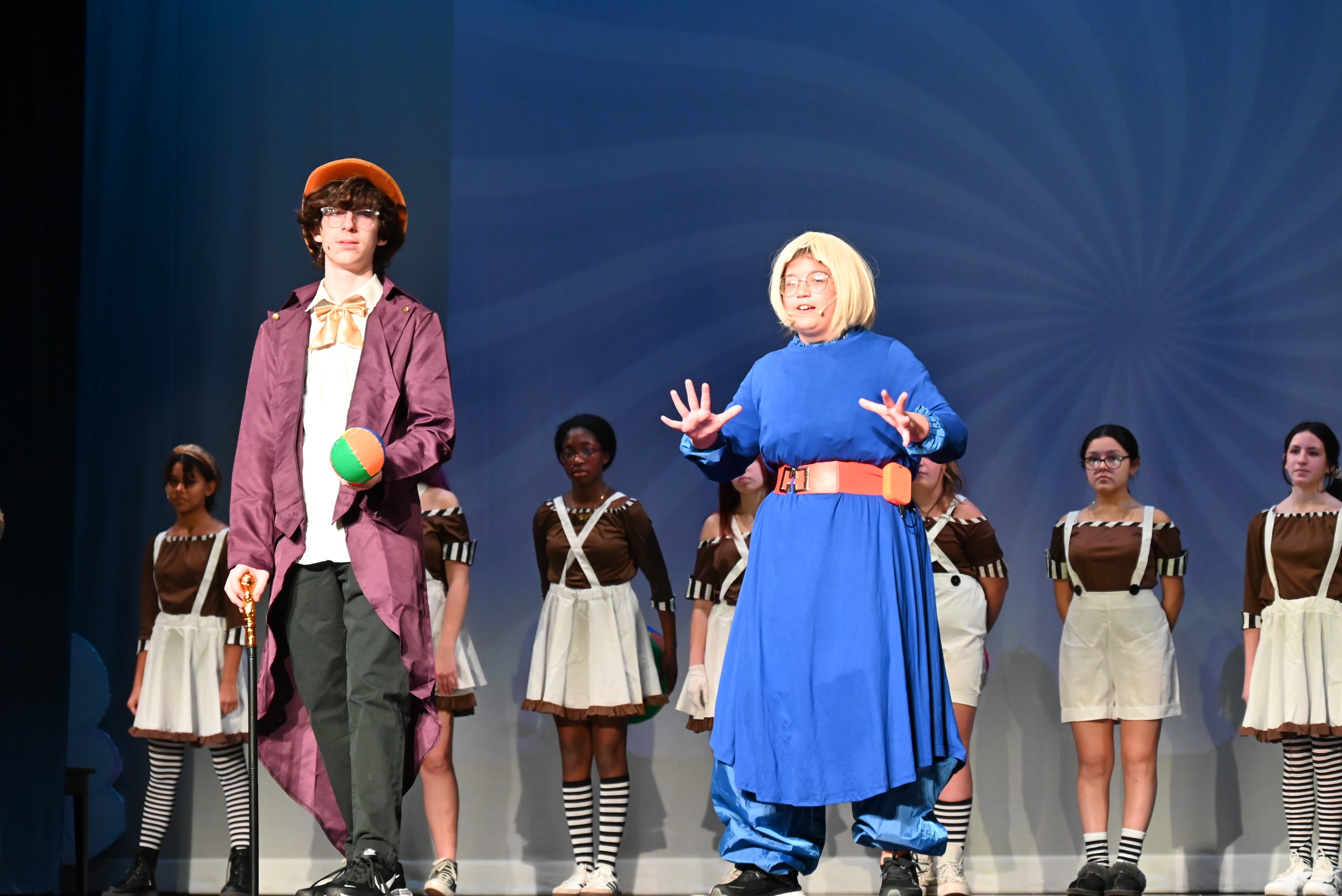 West Babylon Junior High Drama Club Delights With 'Willy Wonka